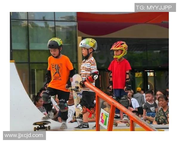 广州滑板队的团队协作与默契：一起飞翔的青春梦想